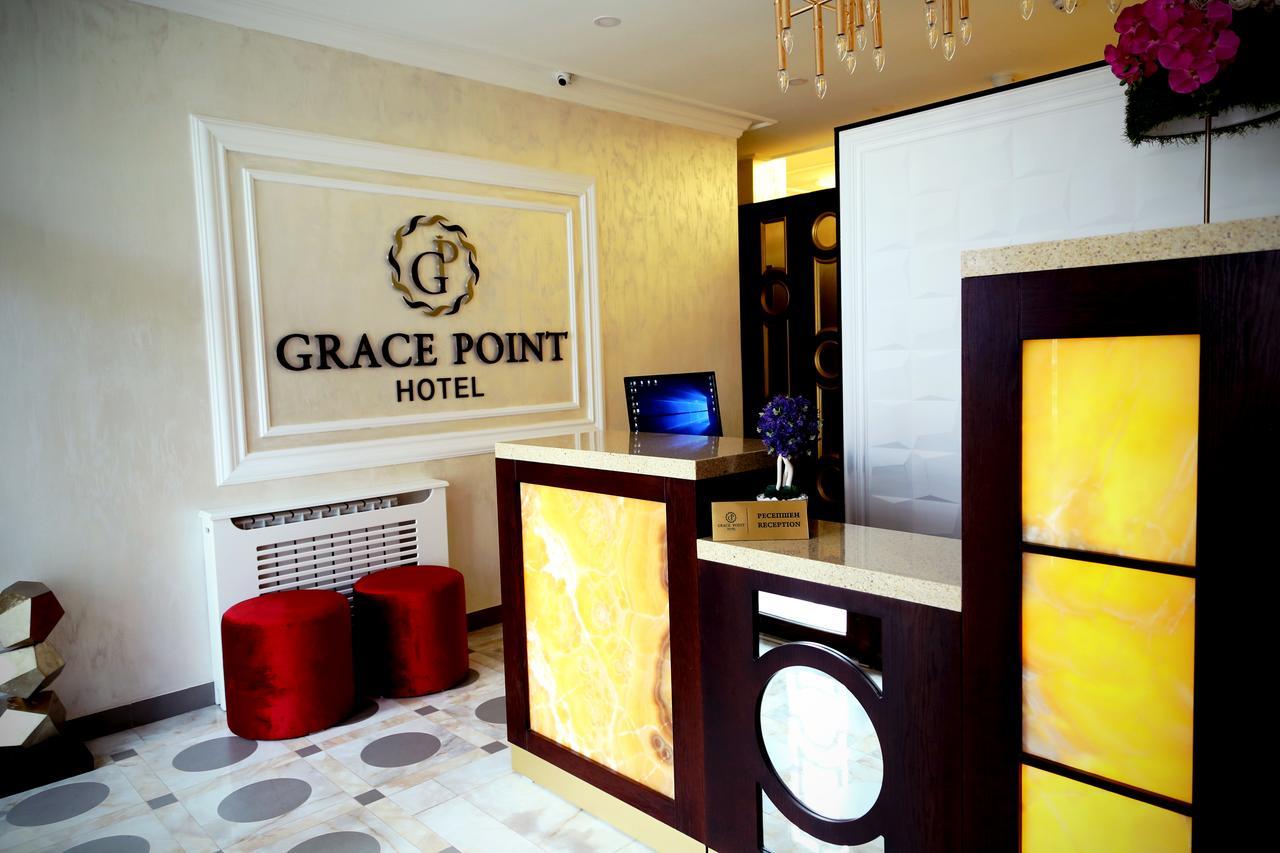 Grace Point Hotel Astana Buitenkant foto