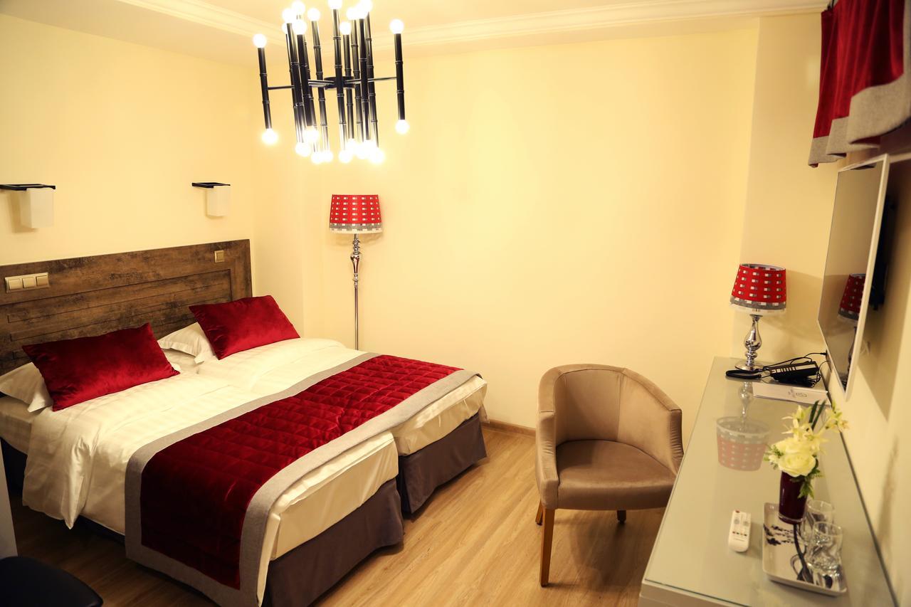 Grace Point Hotel Astana Buitenkant foto