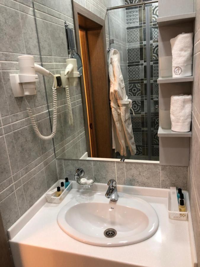 Grace Point Hotel Astana Kamer foto