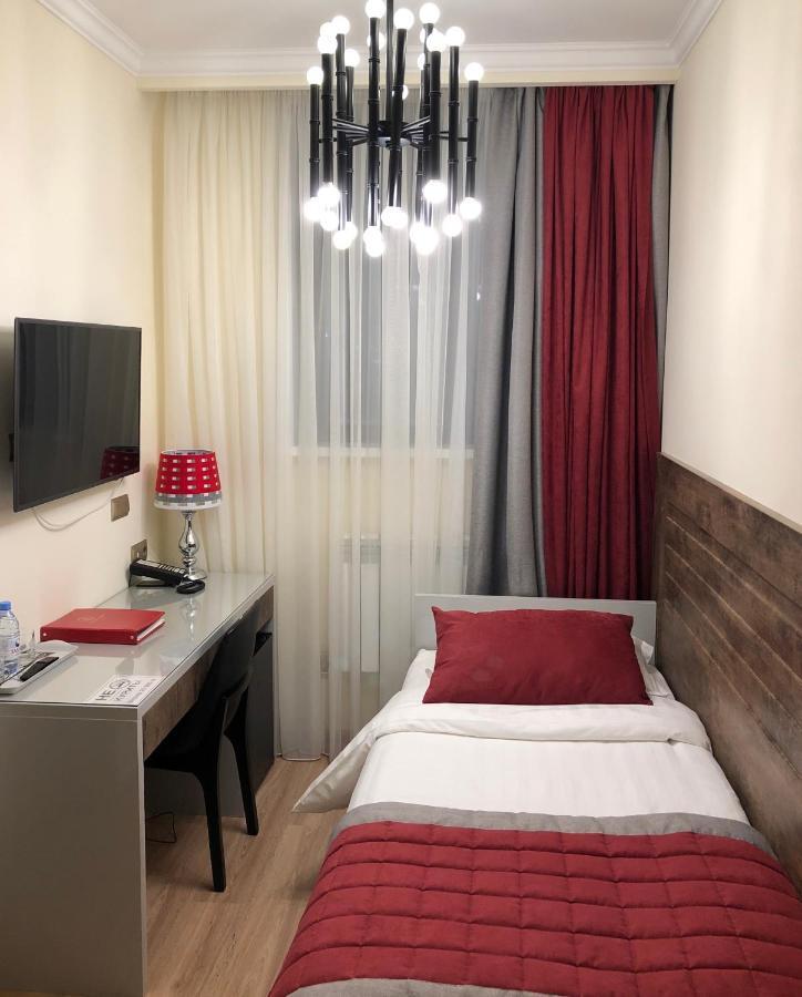 Grace Point Hotel Astana Kamer foto